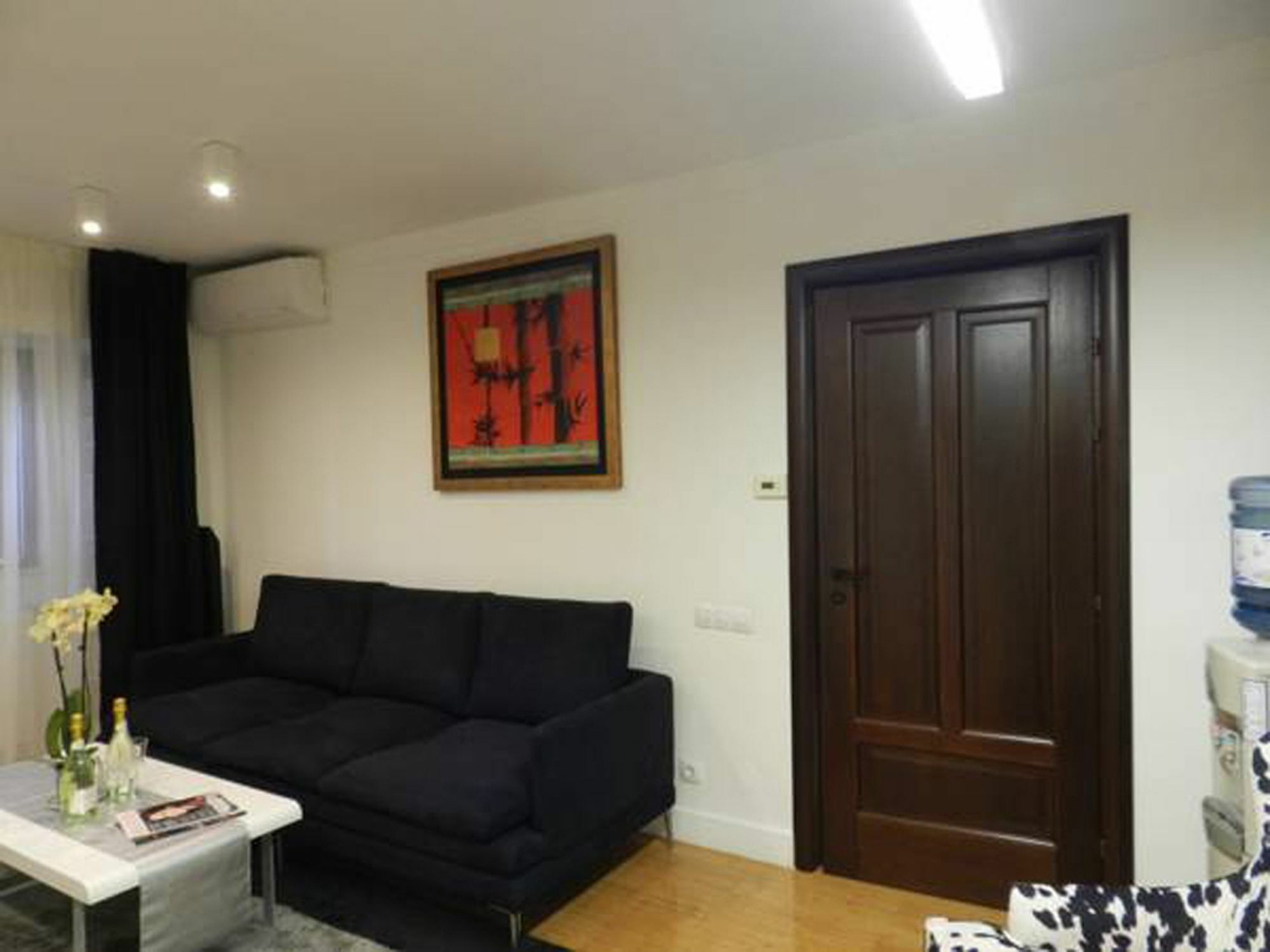 Mihail Cioranu Apartment Bukarest Eksteriør billede
